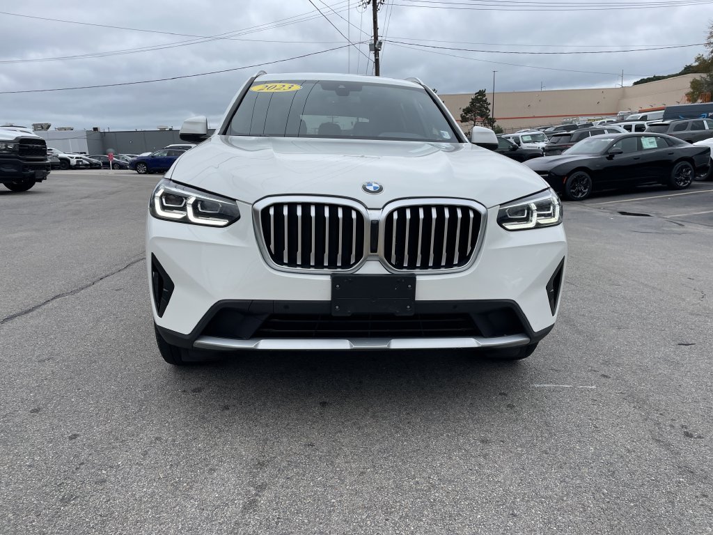 Used 2023 White BMW xDrive30i image 5
