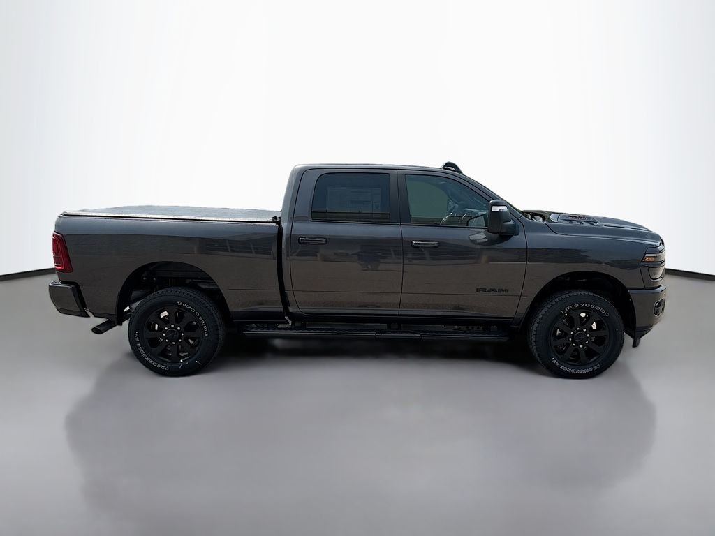 New 2026 Granite Crystal Metallic Clear-Coat Exterior Paint RAM Laramie image 3