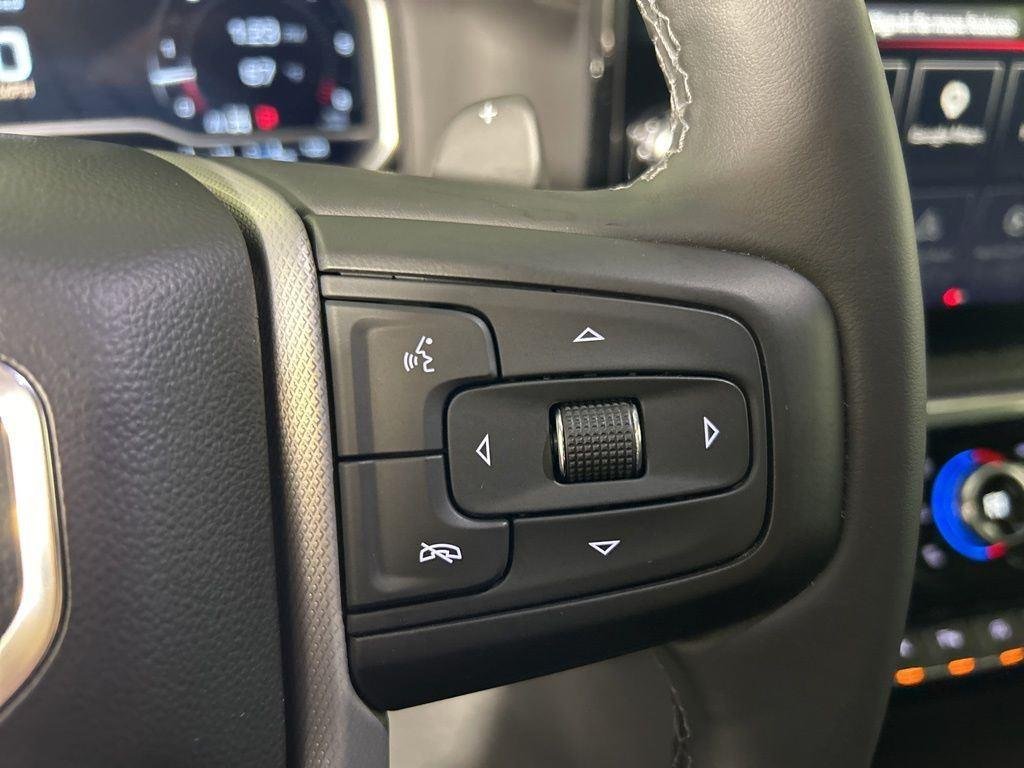 Used 2023 Titanium GMC Denali image 29