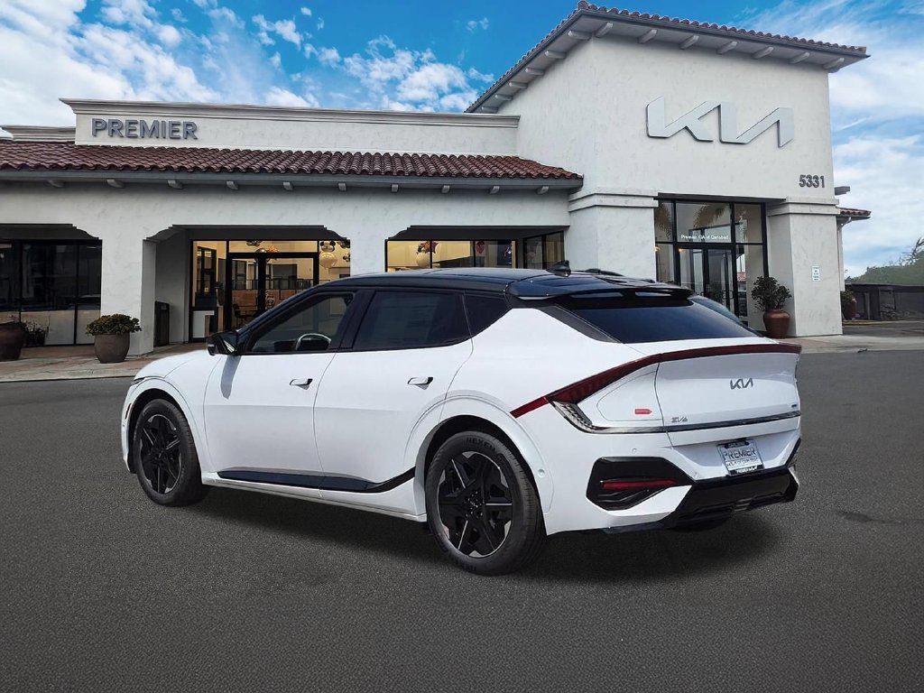 New 2026 Glacial White Pearl / Black Ro Kia GT-LINE image 6
