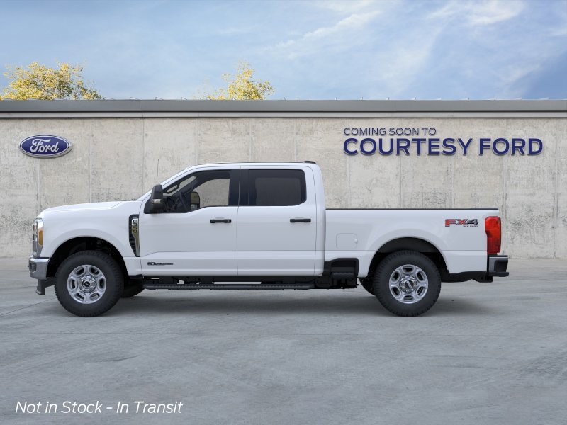 New 2026 Oxford White Ford XLT image 3