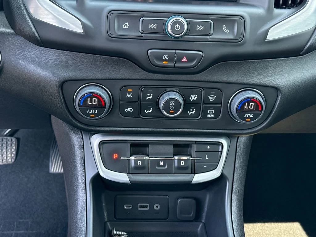 2024 GMC Terrain SLE - Photo 25