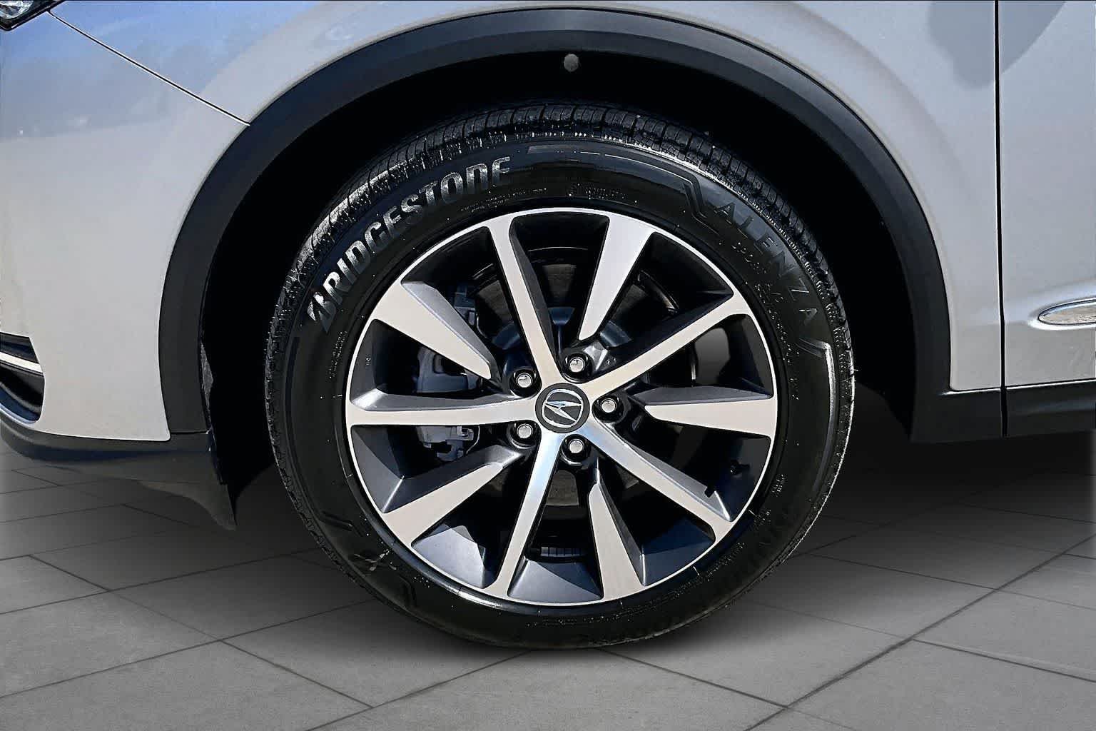 New 2026 Solar Silver Metallic Acura w/Technology Package image 11