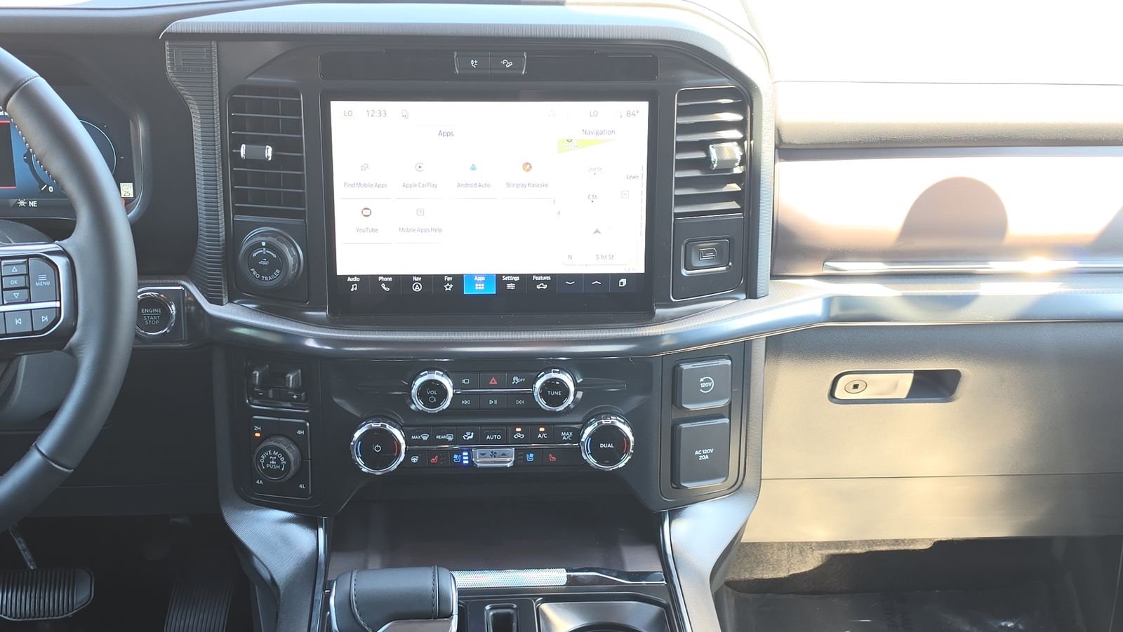 New 2026 Star White Metallic Tri-Coat Ford Platinum® image 22