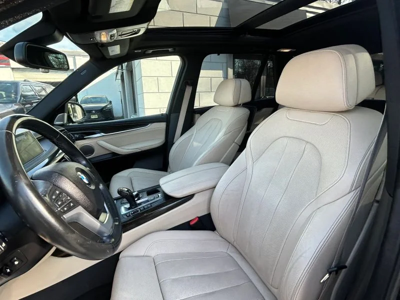 Used 2018 Blue BMW xDrive35i Sport Utility 4D image 32