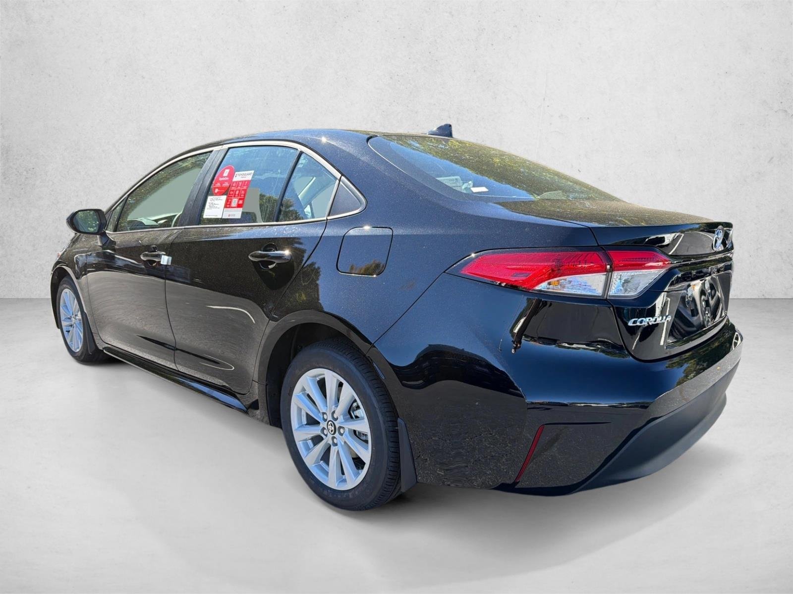New 2027 Inked Toyota LE image 5