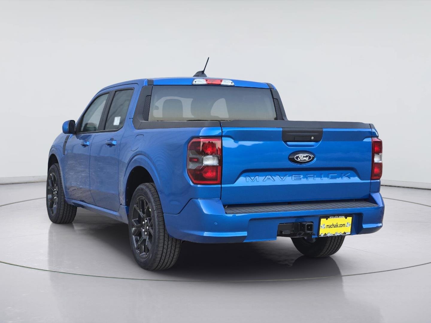 New 2026 Velocity Blue Ford Lobo™ image 3