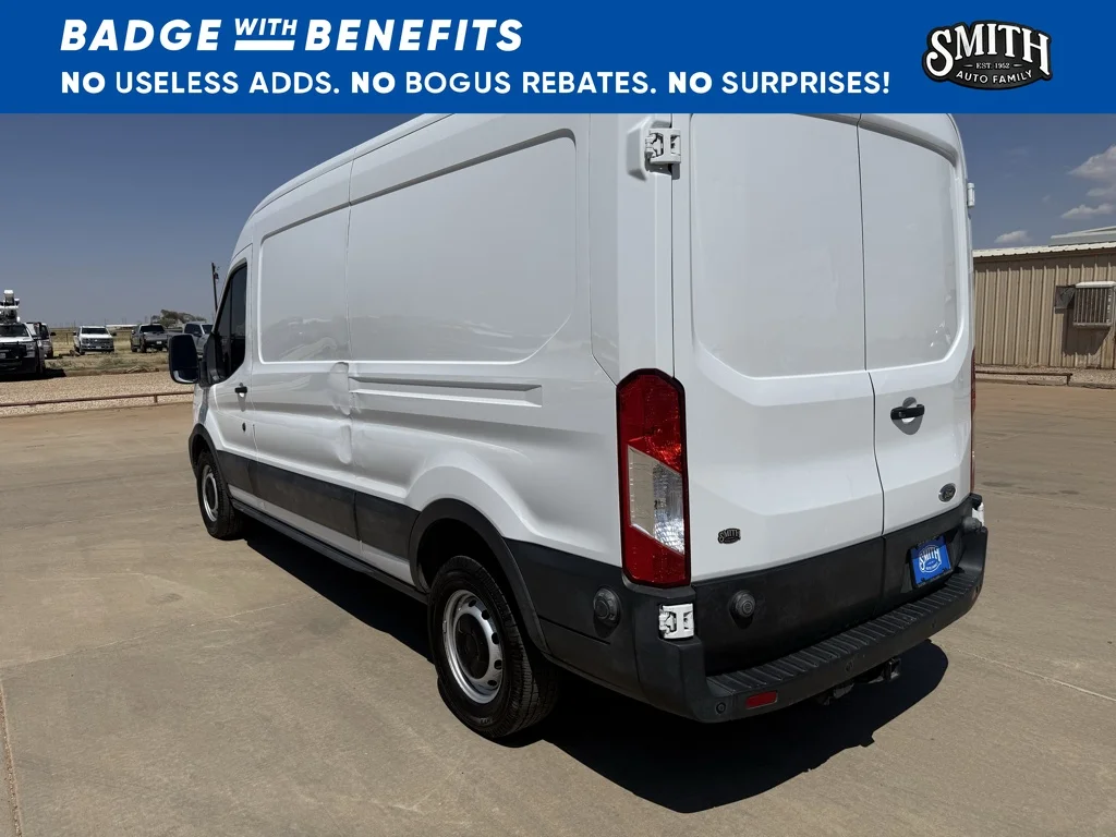 Used 2023 Oxford White Ford Base image 11