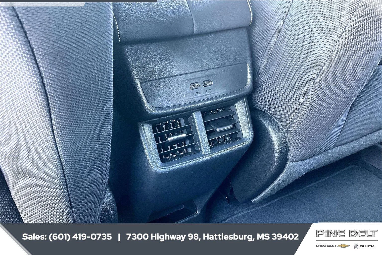 Used 2026 Ebony Twilight Metallic GMC Elevation image 25
