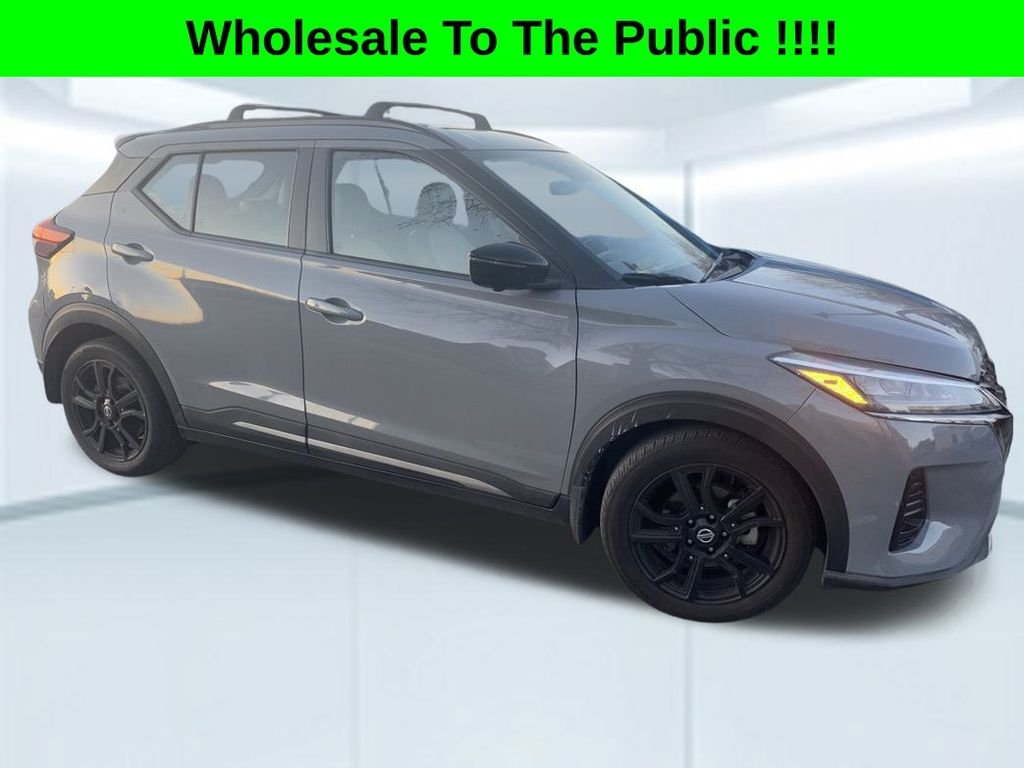 2021 Nissan Kicks SR