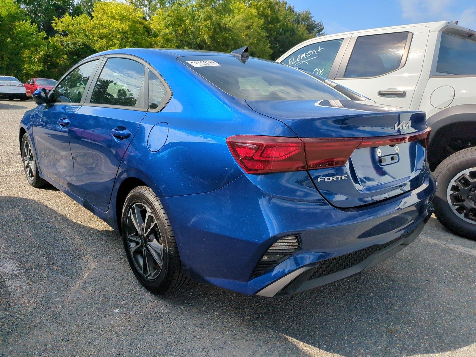 Used 2024 Deep Sea Blue Kia LXS image 5