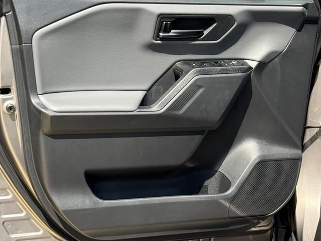 New 2026  Toyota XLE Premium image 9