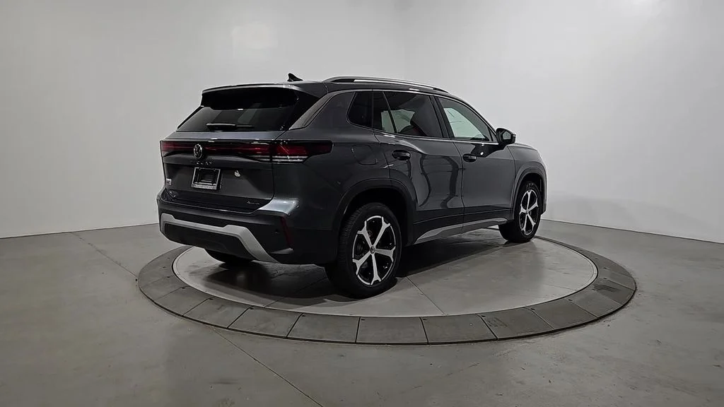 New 2026 Gray Volkswagen 2.0T SE image 5