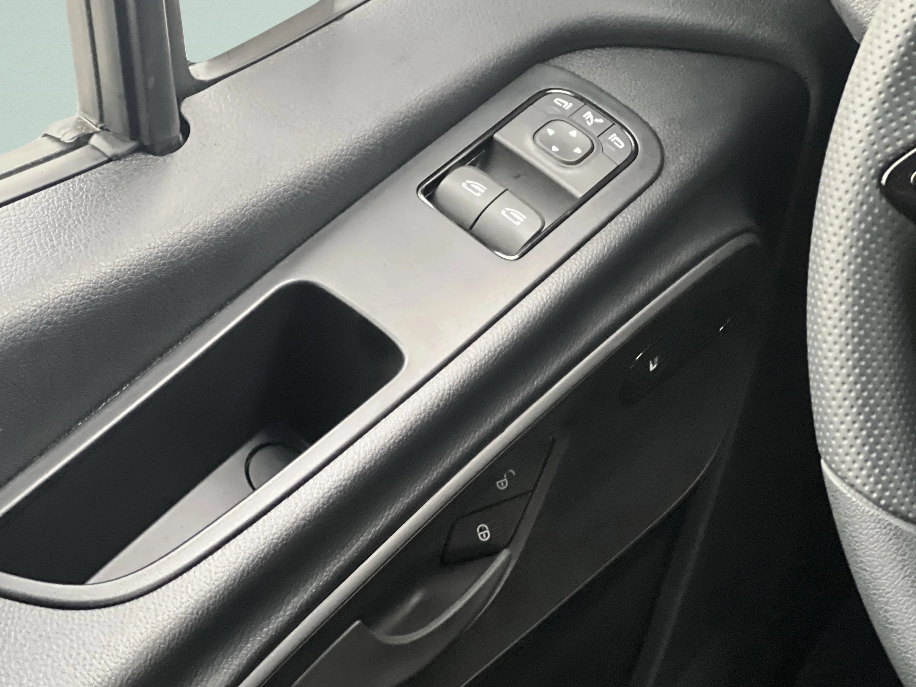 2025 Mercedes-Benz Sprinter Cargo Van Base - Photo 17