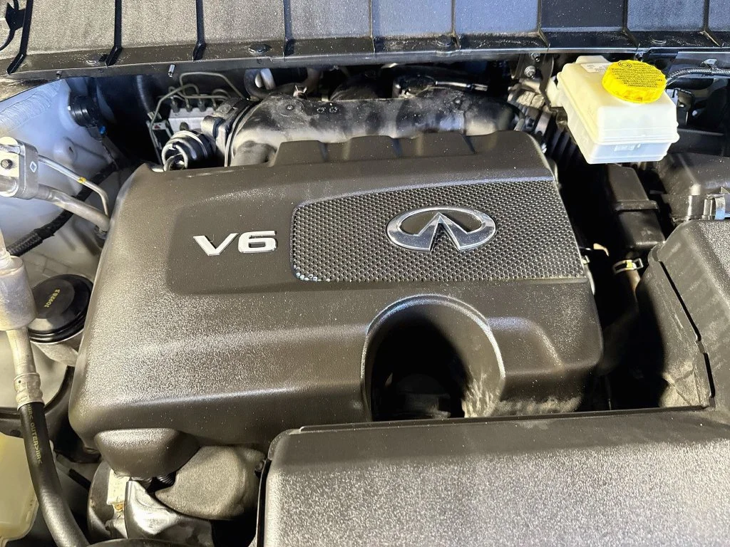Certified Used 2022 Silver INFINITI LUXE image 43