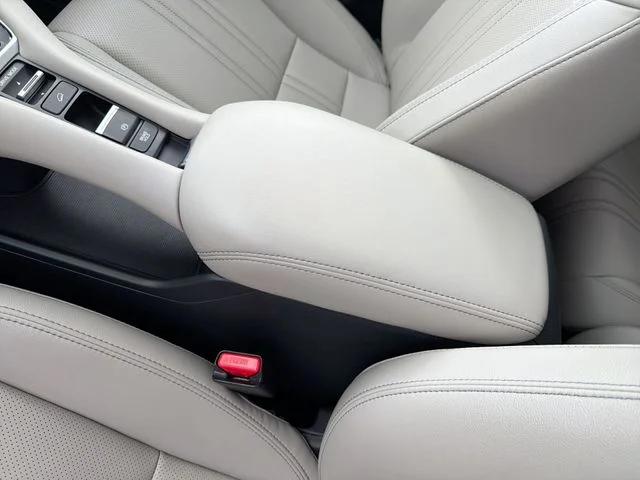 Used 2025  Honda EX-L image 24