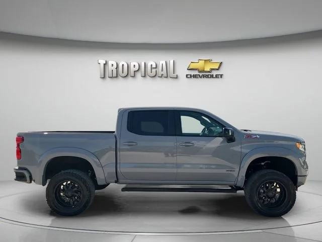 Used 2025 Slate Gray Metallic Chevrolet RST image 6