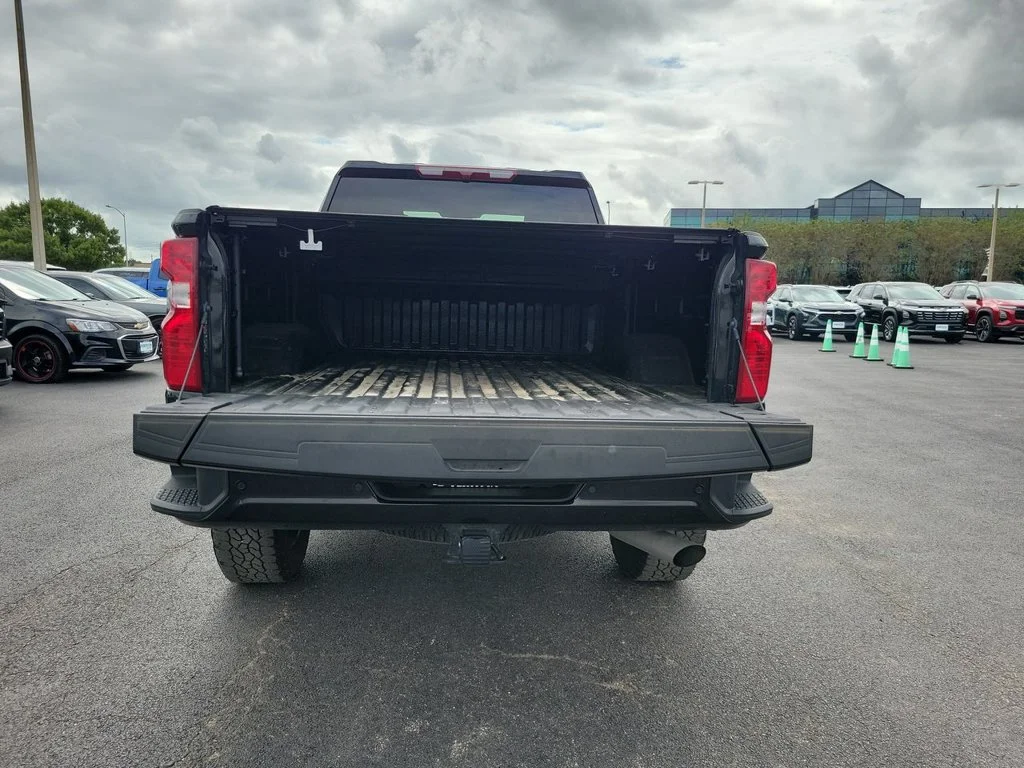 2025 Chevrolet Silverado 2500HD Custom - Photo 25