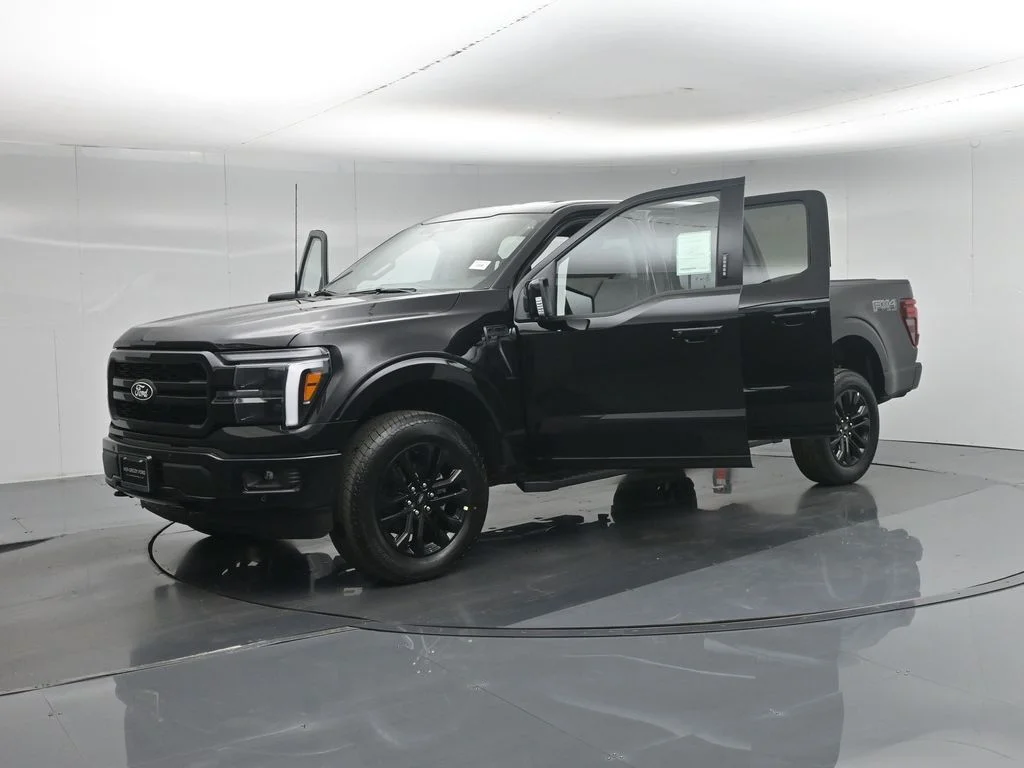 New 2026 Agate Black Metallic Ford Lariat image 32