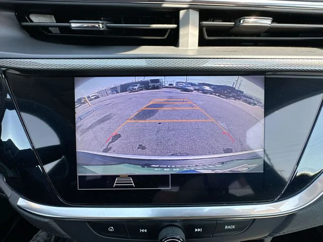 Used 2023 White Buick Select image 19