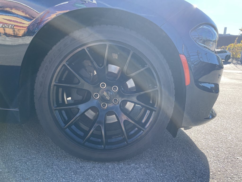 Used 2016 Blue Dodge R/T image 11