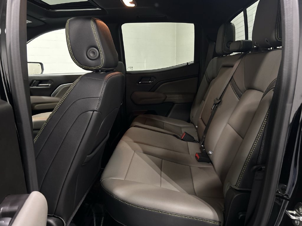 2026 Chevrolet Colorado ZR2 - Photo 25