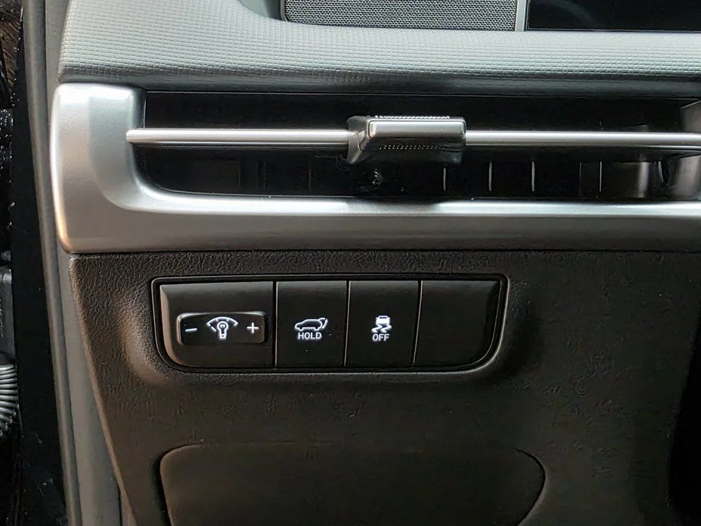 New 2026 Phantom Black Hyundai SEL image 22