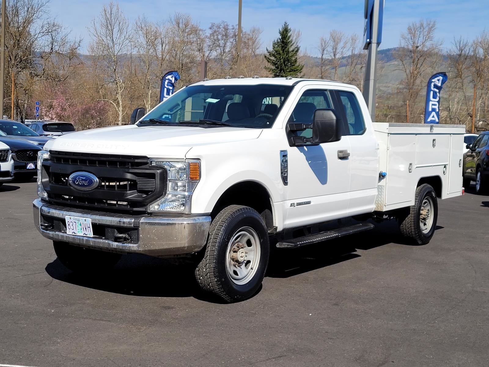 2021 Ford F-350 Super Duty Chassis Cab