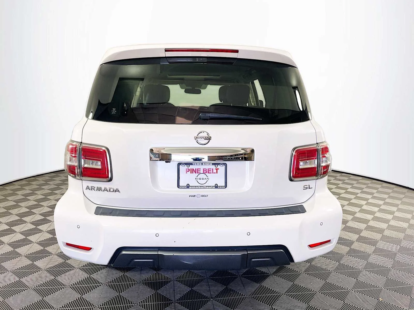 Used 2019 Pearl White Tricoat Nissan SL image 5