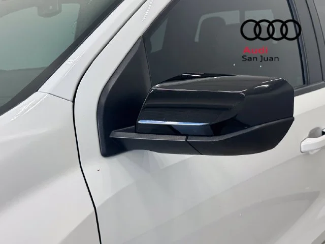 Used 2023 White GMC AT4 image 7