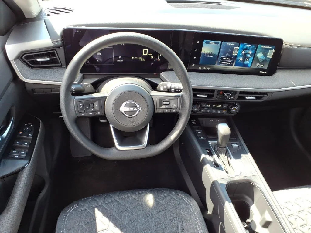 New 2027 Super Black Nissan SV image 10