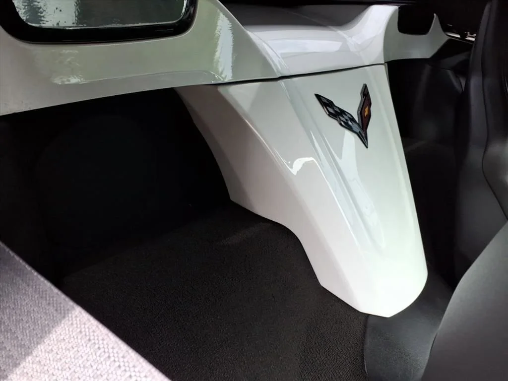 Used 2017 ARCTIC WHITE Chevrolet Z51 1LT image 27