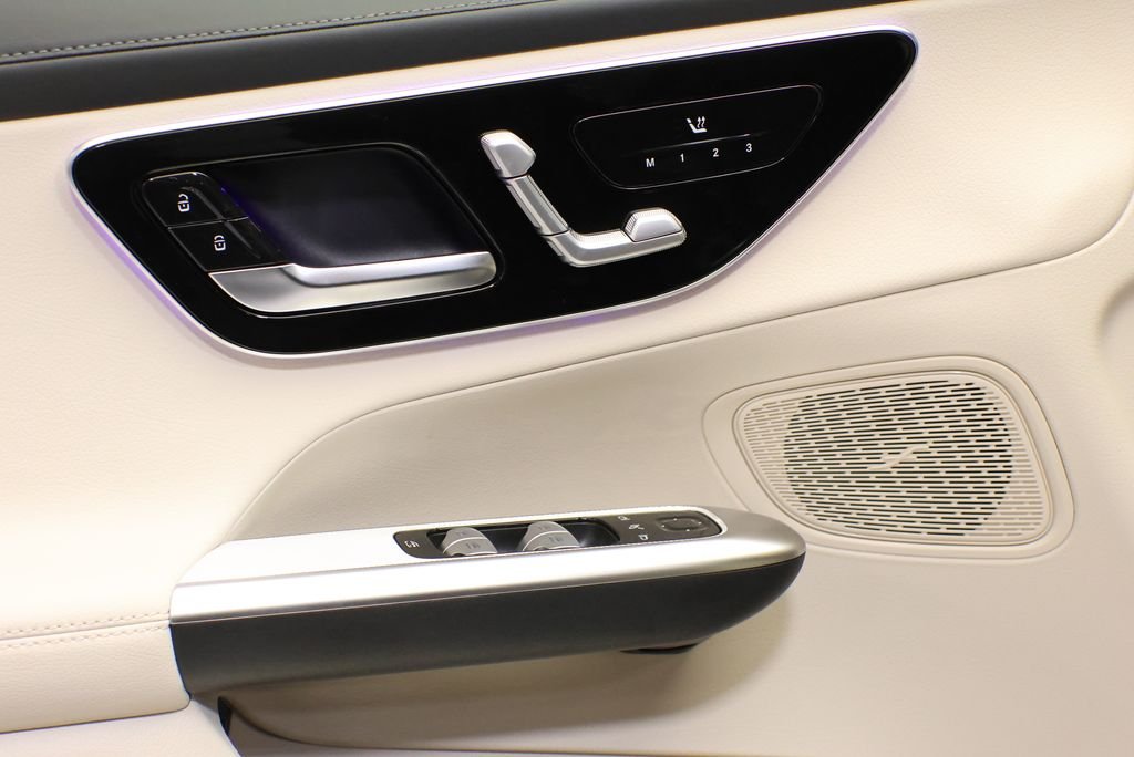 New 2027  Mercedes-Benz GLC 300 image 30