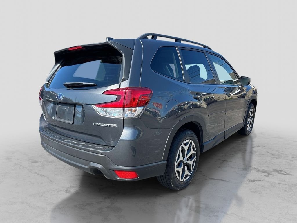 Used 2023 Gray Subaru Premium image 5