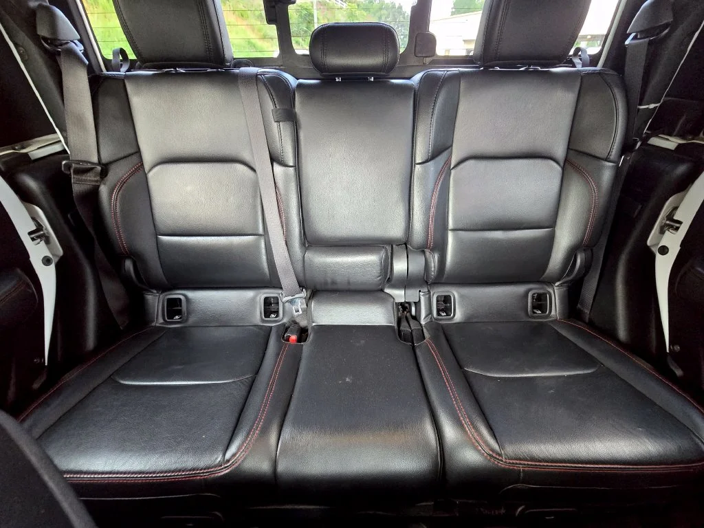 Used 2020 White Jeep Rubicon image 43