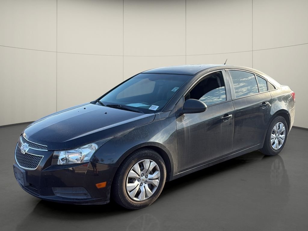 Used 2014 Black Chevrolet LS image 3
