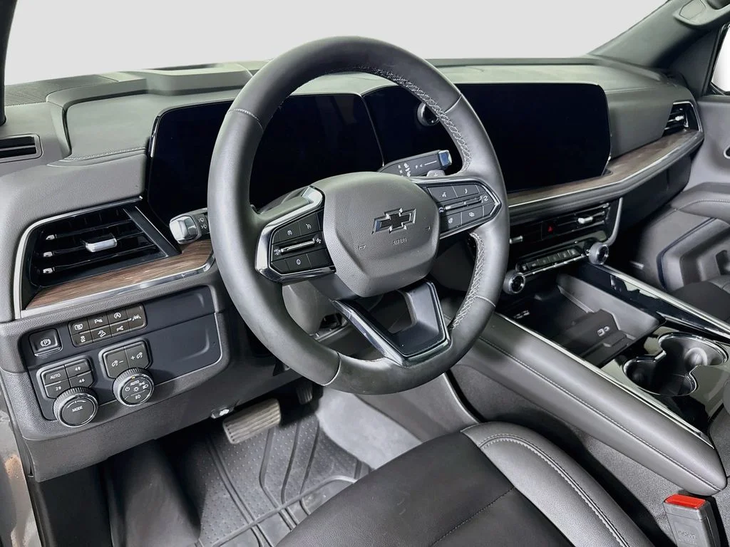 Used 2026 Gray Chevrolet Z71 image 9