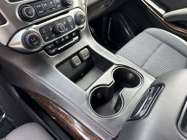 Used 2020 White Chevrolet LS image 21