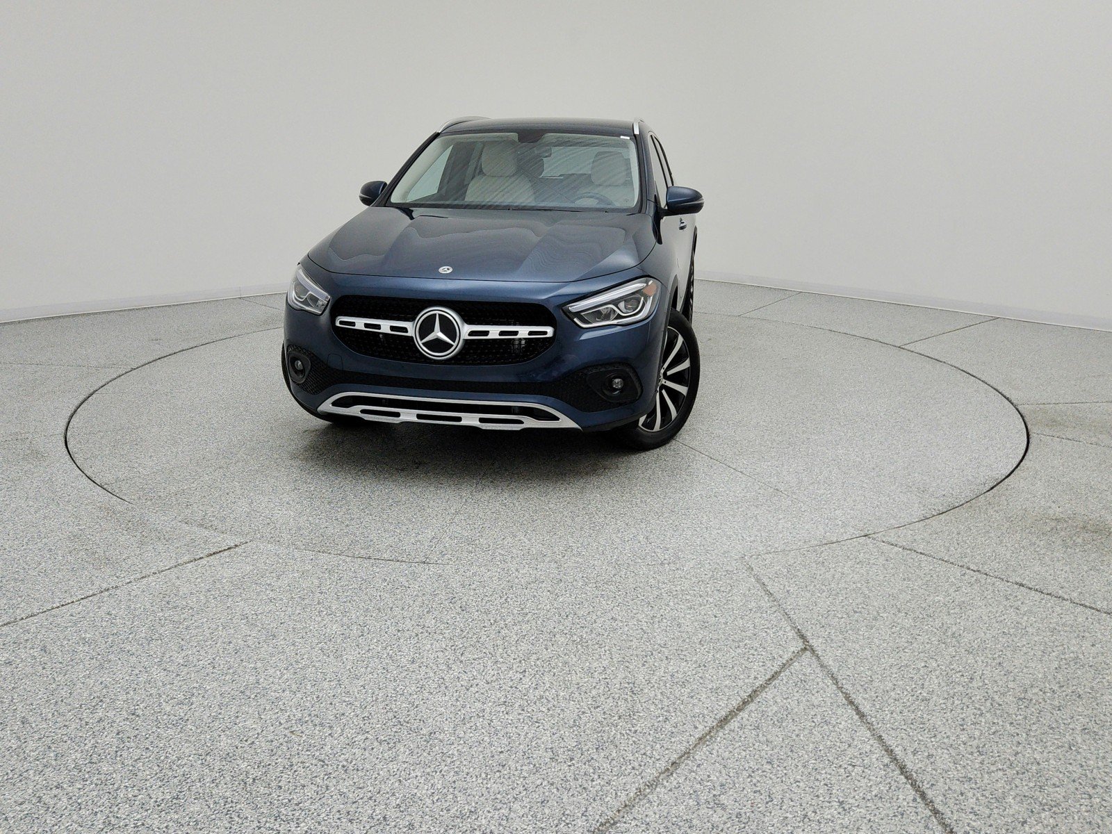 Used 2023 Denim Blue Metallic Mercedes-Benz GLA 250 image 2