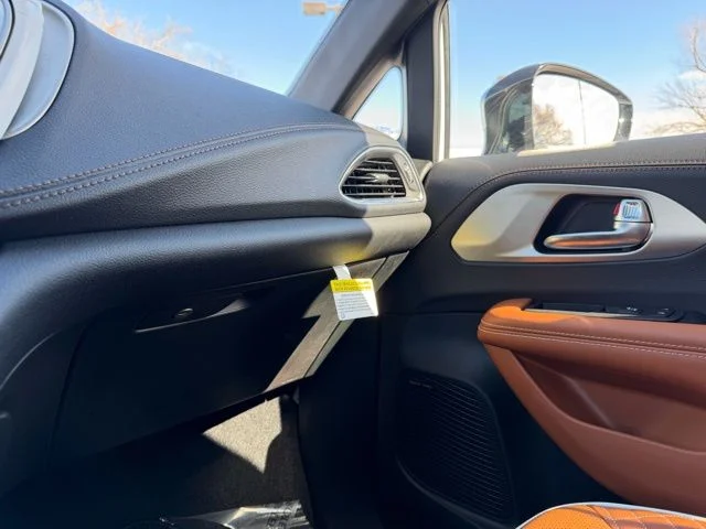 New 2026 White Chrysler Pinnacle image 26