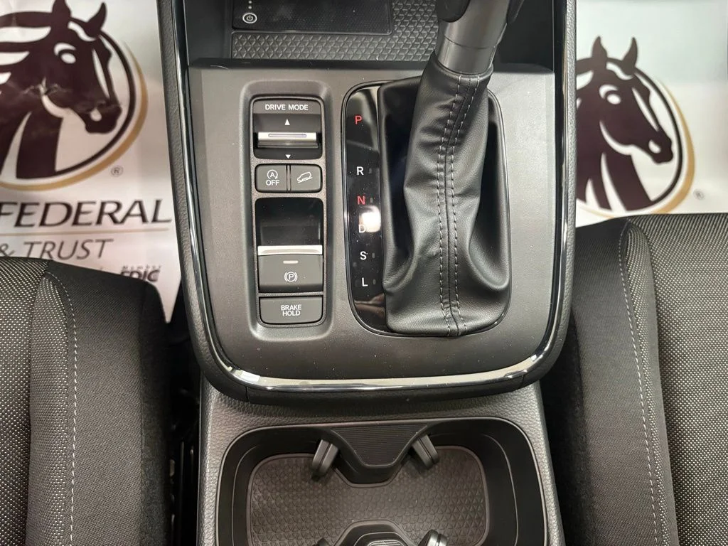 2026 Honda CR-V LX - Photo 17