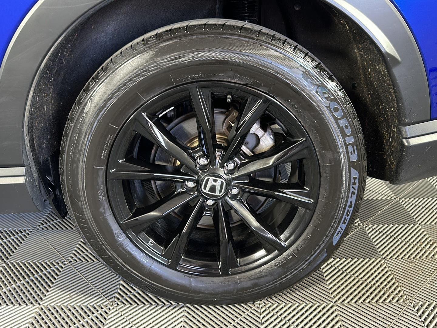 Used 2025 Still Night Pearl Honda Sport-L image 6