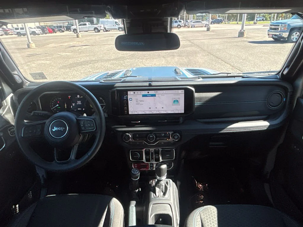 Used 2024 Silver Jeep Rubicon 4xe image 25