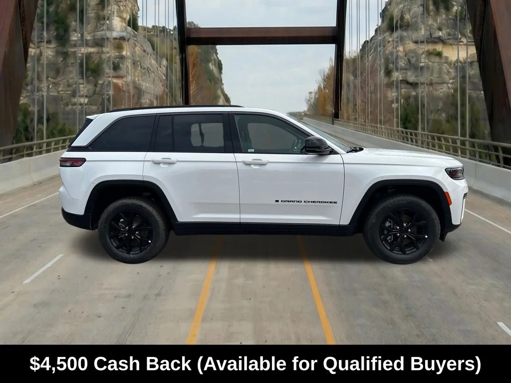 New 2026 Bright White Clear-Coat Exterior Paint Jeep Altitude image 13
