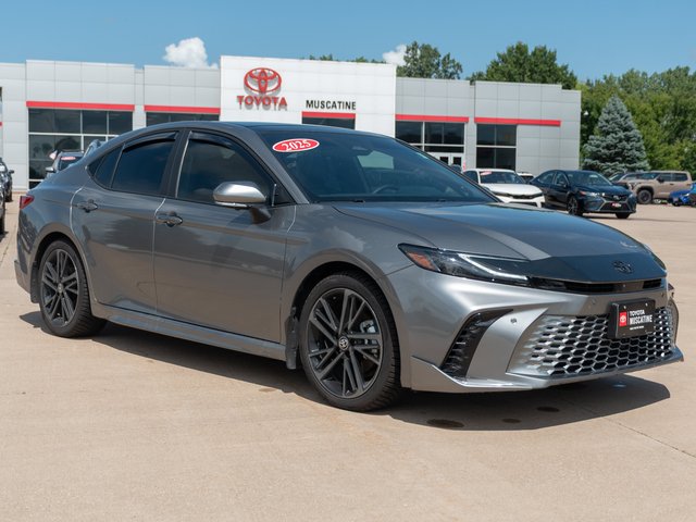 2025 Toyota Camry XSE FWD HEV