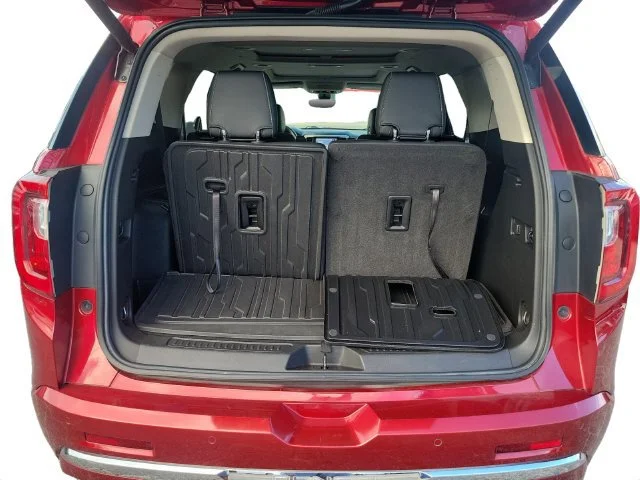 Used 2021 CAYENNE RED TINTCOAT GMC Denali image 35