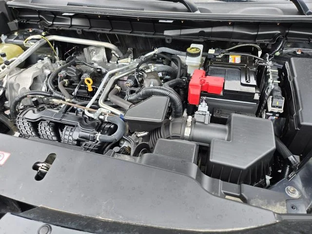Used 2025 Gray Mitsubishi SE image 23