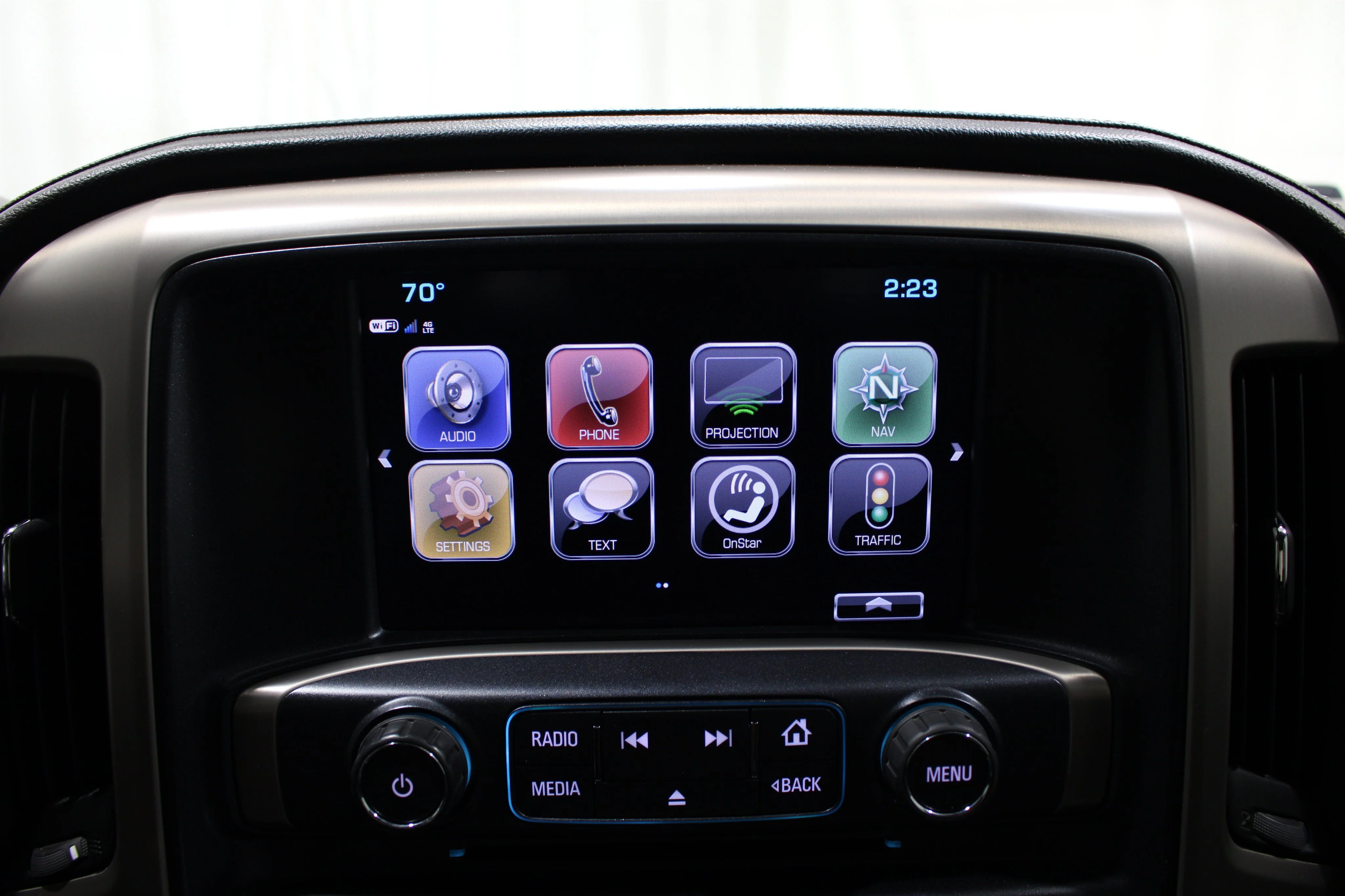 Used 2018 Quicksilver Metallic GMC Denali image 15