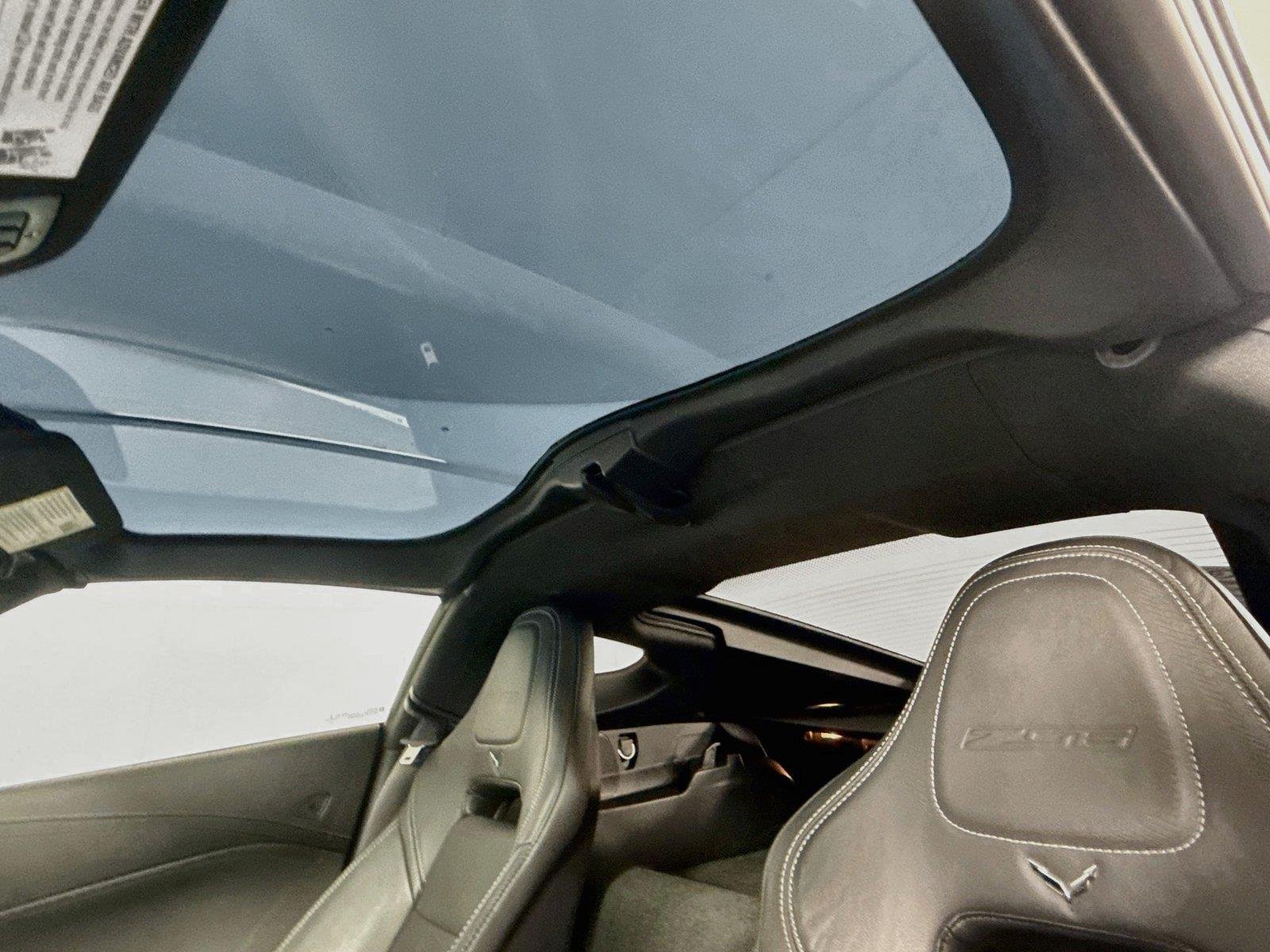 Used 2016 Arctic White Chevrolet Z06 2LZ image 6