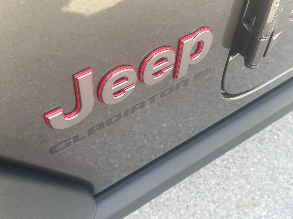 2025 Jeep Gladiator Rubicon - Photo 30